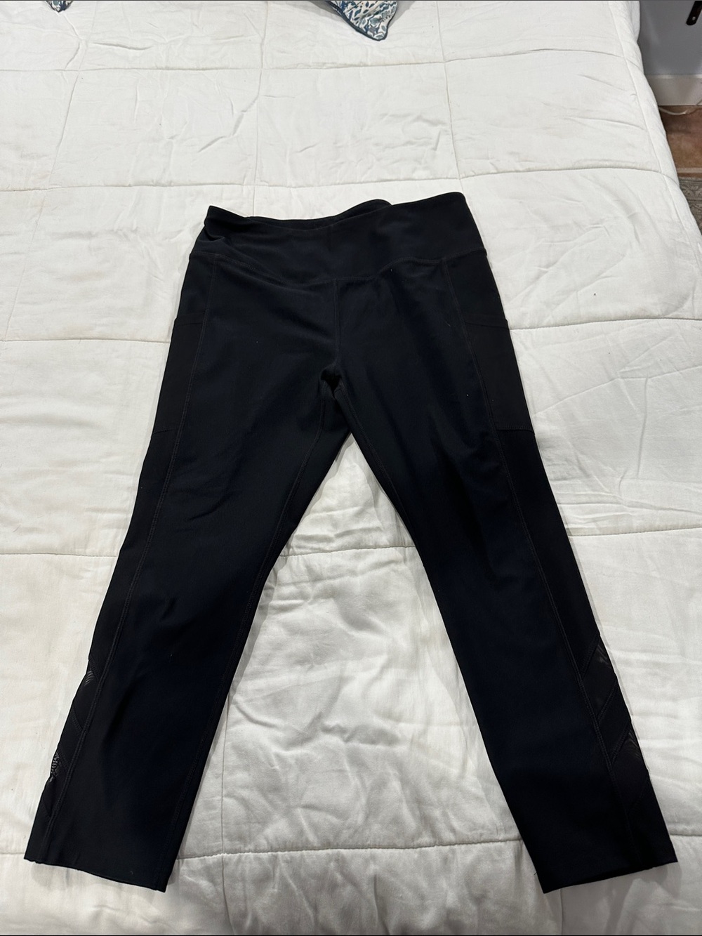 Mondetta Black Leggings with Side Pockets